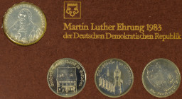 DDR: Themensatz 1983 Martin Luther-Ehrung der DDR, 20 Mark 1983 Luther. 5 Mark 1982 Wartburg, 1983 Geburtshaus Eisleben und Schloßkirche Wittenberg. I...