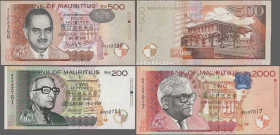 Mauritius: Bank of Mauritius, huge lot with 11 banknotes, series 1998-2006, with 25, 50 and 200 Rupees 1998 (P.42, 43, 45, UNC), 2x 25 and 2x 50 Rupee...