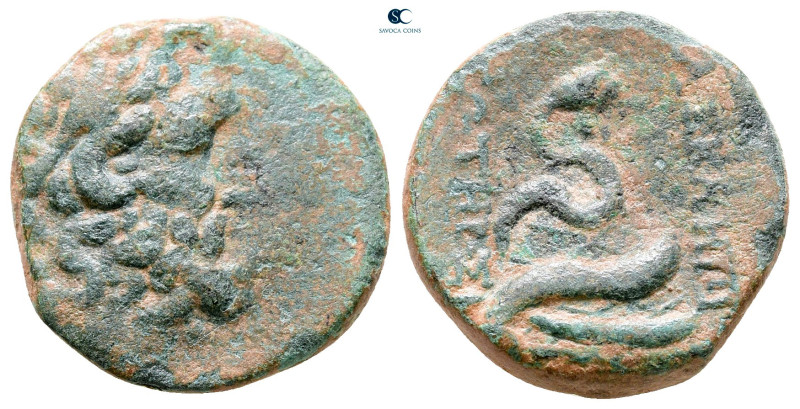 Mysia. Pergamon circa 200-133 BC. 
Bronze Æ

20 mm, 6,71 g



Good Fine