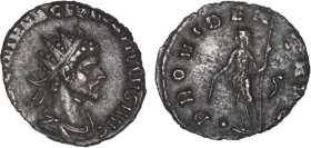 QUINTILLE (270)
Antoninien : La Providence debout à gauche, tenant une baguette & une corne d'abondance, un globe à ses pieds
 S - TTB 40 (TTB+)
As...