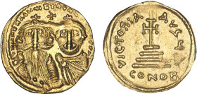 HÉRACLIUS & HÉRACLIUS CONSTANTIN (613-641)
Solidus : Bustes d'Héraclius à longue barbe & Héraclius Constantin de face - R/: Croix potencée sur 3 degr...