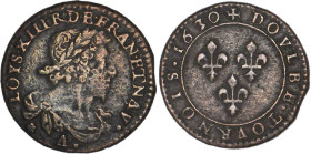 LOUIS XIII le Juste (1610-1643)
Double tournois, buste viril drapé à l'antique
1630 A - TTB 35 (TTB)
CGKL 398.G - Très Rare !!, gratté


DR 109,...