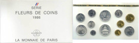 BOÎTIERS DE LA MONNAIE DE PARIS
Séries fleur de coin (FDC)
1986 - FDC 67 (FDC)
Très Rare !!


G FDC, KM# SS...
 - BOITIER - 
 ----------------...
