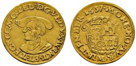 Altdeutsche Münzen und Medaillen 
 Württemberg 
 Herzog Ulrich 1498-1550 
 Dukat 1537. D:G:VL:DVX.WIRT:ET:TECK CO:MO:PEL: Brustbild mit großem Bare...