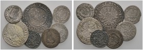 Lots altdeutscher Münzen und Medaillen 
 8 Stücke: WÜRTTEMBERG-ÖLS . 6 Kreuzer 1674, 3 Kreuzer 1676, Kreuzer 1680, 1684 (2x) und 1696, Einseitiger 1/...