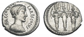 ACCOLEIA. Denario. Roma (43 a.C.). A/ Busto de Acca Larentia a der., alrededor ley.: P. ACCOLEIVS LARISCOLVS. R/ Estatuas de Nymphae Querquetulanae en...