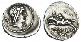 CALPURNIA. Denario. Roma (64 a.C.). R/ Jinete a izq.; L. PISO. L. F./FRVGI. FFC-326. SB-9. Algo descentrada. MBC-.