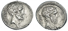JUNIA. Denario. Roma (54 a.C.). A/ Cabeza de Junius Brutus a der. detrás: BRVTVS. R/ Cabeza de Servilius Ahala a der., detrás: AHALA. FFC-793. SB-30. ...