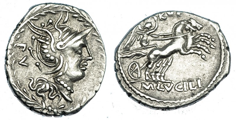 LUCILIA. Denario. Norte de Italia (101 a,C.). R/ La Victoria en biga a der., enc...