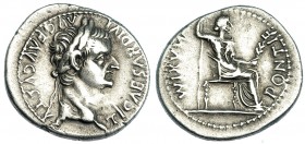 TIBERIO. Denario. Lugdunum (36-37). A/ Busto laureado a der. R/ Livia sentada a der. en esilla con patas ornamentadas y sobre una línea: PONTIF MAXIM....