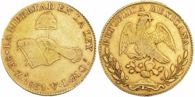 MÉXICO. 8 escudos. 1861. Zacatecas. VL. KM-383.11. Dos golpecitos en el canto. MBC/MBC-.