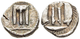 BRUTTIUM. Kroton. Didrachm- Nomos (circa 480-430 BC).

Obv: ϘPO (retrograde).
Tripod with leonine feet; to left, heron standing right.
Rev: Incuse tri...