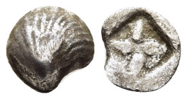 ISLANDS off Epeiros. Korkyra. Obol or Hemiobol (circa 525-490 BC).

Obv: Scallop shell.
Rev: Floral-stellate pattern, within incuse square.

SNG Copen...