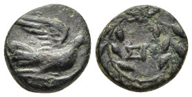 SIKYONIA. Sikyon. Ae (circa 250-200 BC). 

Obv: Dove flying right.
Rev: Large ΣI within olive wreath.

HGC 5, 273.

Condition: Very fine.

Weight: 2,1...
