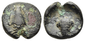 CYCLADES. Keos. Koressos. Ae (4th century BC).

Obv: Cuttlefish.
Rev: K-O bunch of grapes.

HGC 6, 588.

Extremely rare.

Condition: Near ver...