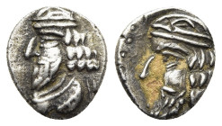 KINGS of PERSIS. Pakor II (1st century AD). Obol.

Obv: Bearded bust left, wearing diadem.
Rev: Bearded bust left, wearing diadem. 

Alram 594 (Pakor ...