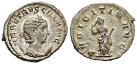 HERENNIA ETRUSCILLA (Augusta, 249-251). Antoninianus. Rome.

Obv: HER ETRVSCILLA AVG.
Diademed and draped bust right, set on crescent.
Rev: PVDICITIA ...