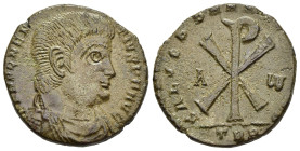 MAGNENTIUS (350-353). Ae Double Centenionalis. Treveri.

Obv: D N MAGNENTIVS P F AVG.
Bareheaded, draped and cuirassed bust right.
Rev: SALVS DD NN AV...