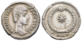 CONSTANTIUS GALLUS (Caesar, 351-354). Siliqua. Antioch.

Obv: DN CONSTANTIVS NOB CAES.
Bare head right.
Rev: Wreath within star.

RIC 110.

Condition:...
