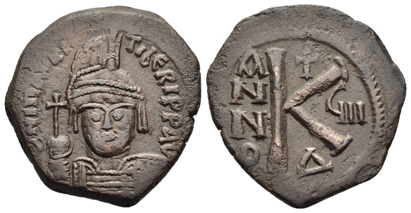 MAURICE TIBERIUS (582-602). Half Follis. Constantinople. Dated RY 8 (589/90).

O...