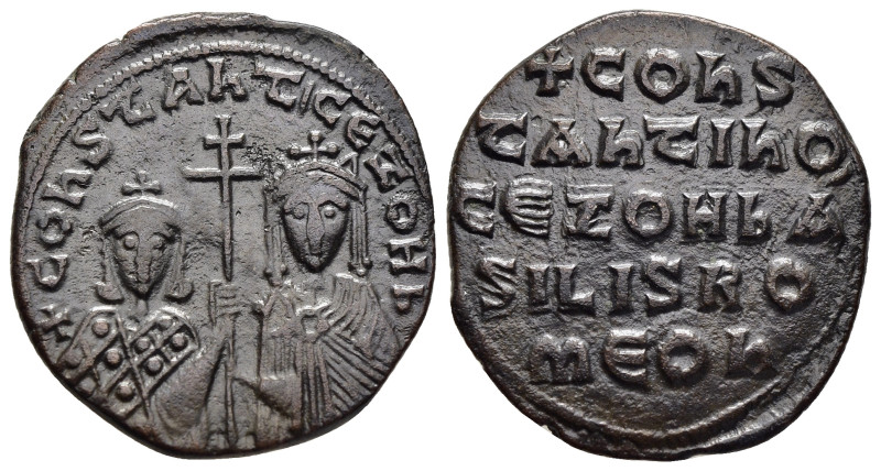 CONSTANTINE VII PORPHYROGENITUS with ZOE (913-959). Follis. Constantinople.

Obv...