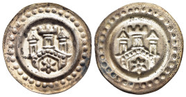 DEUTSCHES MITTELALTER. Bodenseegebiet. Ravensburg. Konrad IV (1250-1254). Brakteat/ Pfennig.

Torburg mit drei Türmen und einem Stern im Portal. 

Aus...