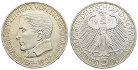 DEUTSCHE MÜNZEN und MEDAILLEN. Bundesrepublik Deutschland. 5 Deutsche Mark, 1957 J. Hamburg. Auf den 100. Todestag von Joseph Freiherr von Eichendorff...