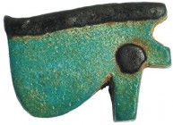 EGIPTO. AMULETO DE BAJA ÉPOCA (664-525 a.C.). Ojo de Horus. Fayenza vitrificada. Longitud 19 mm.