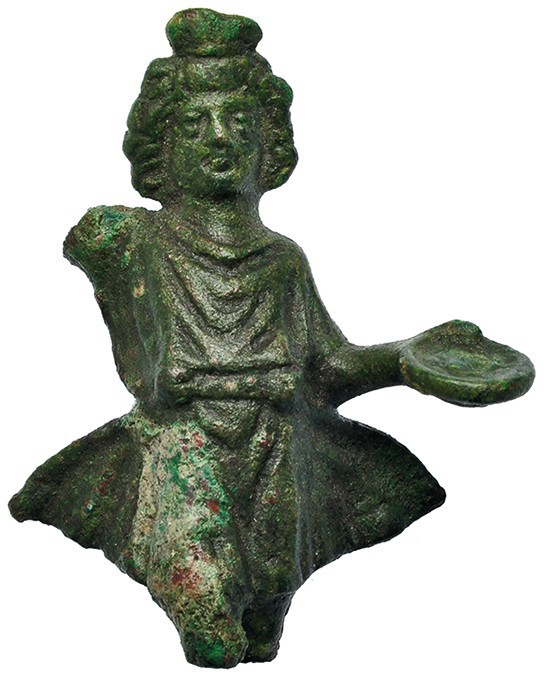 ROMA. Figura. Siglo I-II d.C. Representa divinidad Lar. Bronce. Longitud 6,3 cm....