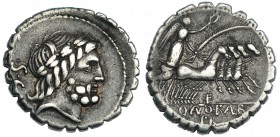 ANTONIA. Denario. Roma (83-82 a.C.). R/ Victoria en cuádriga a der., debajo: letra; Q. ANTO. BALB; PR en el exergo. FFC-156. SB-1. MBC.