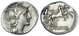 CLAUDIA. Denario. Roma (110-109 a.C.). R/ Victoria en biga a der.; debajo: C. PVLCHER. FFC-565. SB-1. Pequeñas marcas. MBC+/MBC.