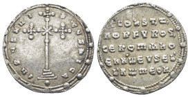 CONSTANTINE VII PORPHYROGENITUS with ROMANUS I (913-959 AD). AR, Miliaresion. (22mm, 2.76 g) Constantinople. Obv: IҺSЧS XRISTЧS ҺICA. Cross crosslet s...