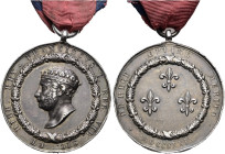 Napoli. Francesco I di Borbone, 1825-1830 

Medaglia, AR 36,96 g. Ø 38,5 mm. Coniata a Napoli. Opus: autore sconosciuto. Per il Real ordine di Franc...