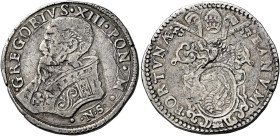 Gregorio XIII (Ugo Boncompagni), 13 maggio 1572 – 10 aprile 1585. Fano 

Testone, AR 9,23 g. GREGORIVS XIII PON M Busto a s., con piviale ornato da ...