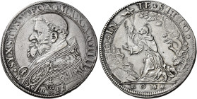 Sisto V (Felice Peretti), 24 aprile 1585 – 27 agosto 1590. 

Piastra anno IV/1588, AR 31,55 g. SYXSTVS V PON MAX AN IIII Busto a s., con piviale orn...