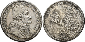 Innocenzo XI (Benedetto Odescalchi), 21 novembre 1676 – 12 agosto 1689. 

Piastra anno III, AR 31,73 g. INNOCEN XI PONT MAX A III Busto, a d., con c...