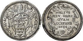 Innocenzo XI (Benedetto Odescalchi), 21 novembre 1676 – 12 agosto 1689. 

Testone anno VIII/1684, AR 9,17 g. INNOCEN XI – PONT M A VIII Stemma sormo...