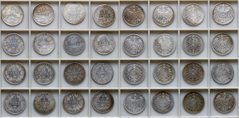 Niemcy Cesarstwo 1 marka - zestaw 16 monet Waga: 87 g.

Grade: XF/VF
