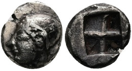 Diobol AR
Ionia, Phokaia, archaic female head left, wearing earring and helmet or close fitting cap / Incuse square, c. 521-478 BC
10 mm, 1,30 g
SN...