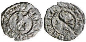 Juan Sólo (1441-1479). Navarra. Medio cornado. (Cru.V.S. 279 var) (Cru.C.G. 2969d). 0,50 g. Grieta. Muy rara. (MBC).