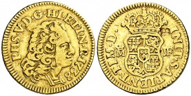 1738. Felipe V. Madrid. JF. 1/2 escudo. (Cal. 571). 1,63 g. El primer "durillo". Contramarca particular en reverso. Rarísima, poquísimos ejemplares co...