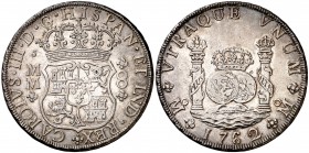 1762. Carlos III. México. MM. 8 reales. (Cal. 891). 26,92 g. Columnario. Leves rayitas. Pátina atractiva. MBC+.