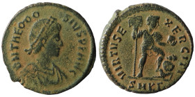 Theodosius I. (383-388 AD). Follis. Cyzicus. Obv: DN THEODOSIVS PF AUG. perl-diademed bust of Theodosius right. Rev: VIRTVS EXERCITI. emperor standing...