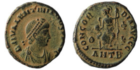 Valentinian II. (378-383 AD). Æ Follis. Antioch. Obv: D N VALENTINIANVS P F AVG. pearl-diademed bust of Valentinian II. right. Rev: CONCORDIA AVGGG. C...