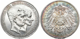 REICHSSILBERMÜNZEN BRAUNSCHWEIG
Ernst August, 1913-1918. 5 Mark 1915. Mit "Lüneburg". Regierungsantritt. J. 58. 27.74 g. Vorzüglich +