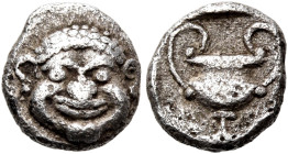 THRACO-MACEDONIAN REGION. Uncertain mint (possibly Neapolis?). Circa 450-400 BC. Hemiobol (Silver, 7 mm, 0.46 g, 11 h). Gorgoneion facing. Rev. Kantha...