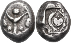 KYRENAIKA. Barke. Circa 480-435 BC. Tetradrachm (Silver, 23 mm, 17.16 g, 12 h). [BA]Ρ[KA] Silphium plant with four leaves (two on each side), three fl...