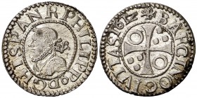 1612. Felipe III. Barcelona. 1/2 croat. (Cal. 535) (Cru.C.G. 4342b). 1,54 g. La A de BARCINO sobre una B. Muy bella. Brillo original. Rara así. S/C-.
