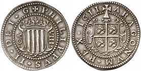 1611. Felipe III. Zaragoza. 8 reales. (Cal. 203). 27,14 g. Sin punto en el centro del escudo. Muy bella. Preciosa pátina. Ejemplar de la futura Edició...