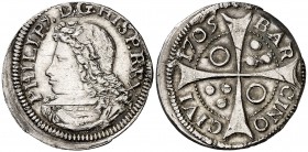 1705. Felipe V. Barcelona. 1 croat. (Cal. 1446) (Cru.C.G. 4977a). 2,43 g. Pequeños excesos de metal. Bella. Escasa así. EBC.